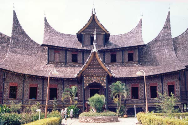minangkabau palace